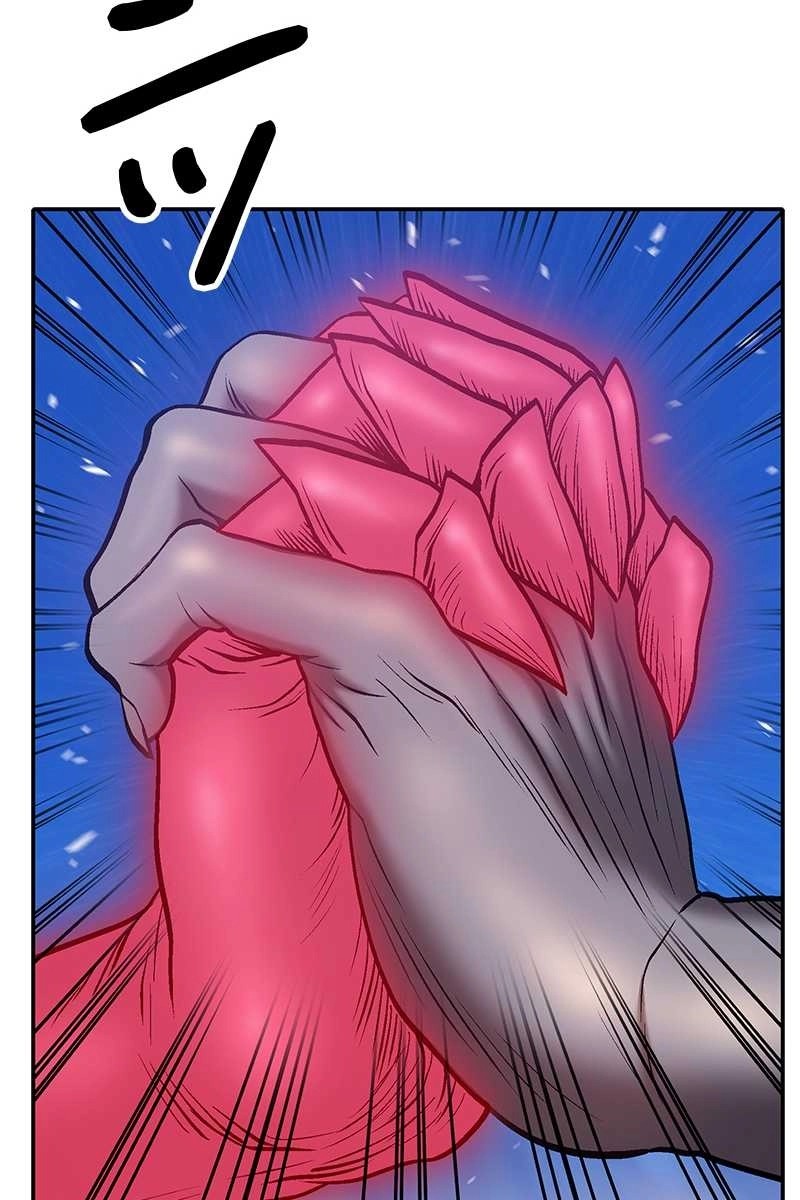 323