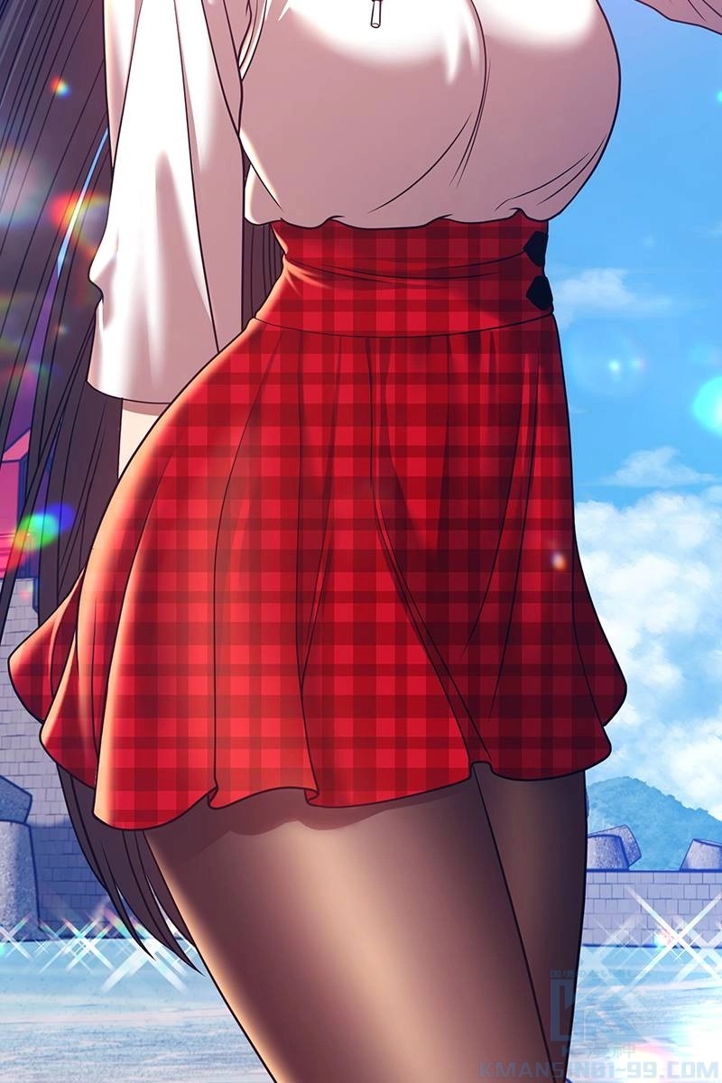 352